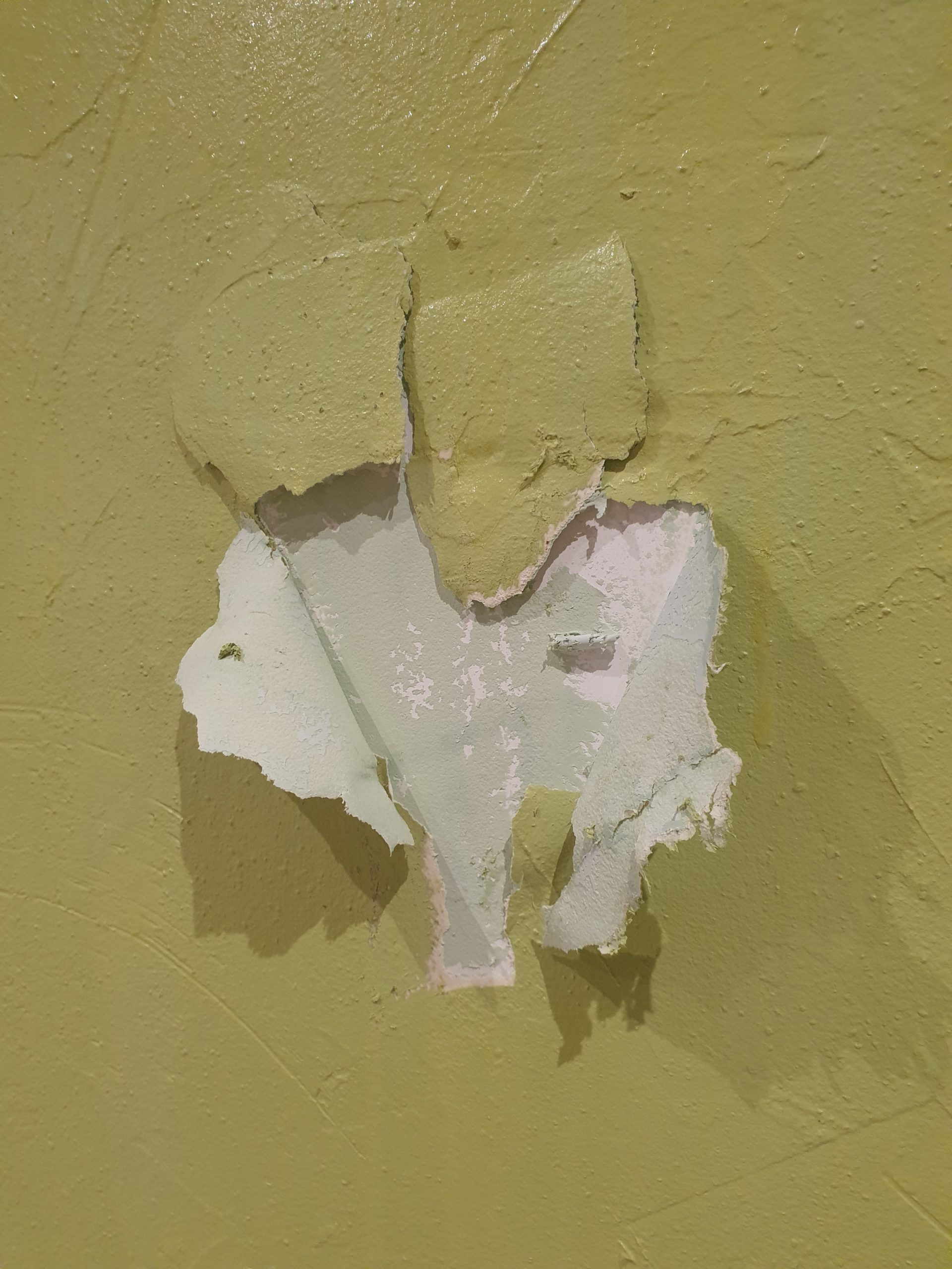 décapage d’enduit acrylique